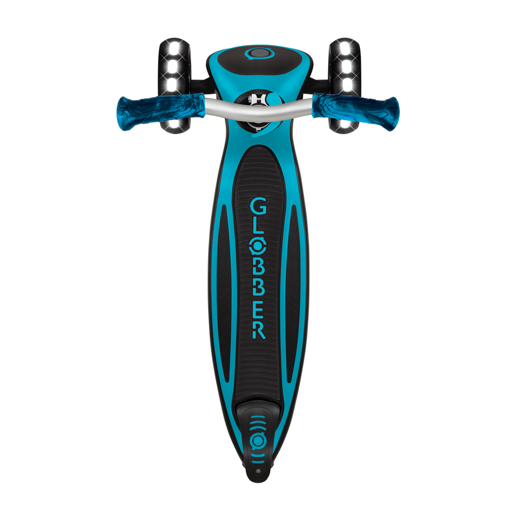 Scooter Globber ACE Lights para Niños y Adultos Aqua
