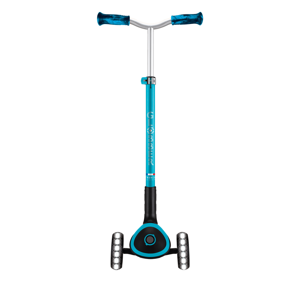 Scooter Globber ACE Lights para Niños y Adultos Aqua