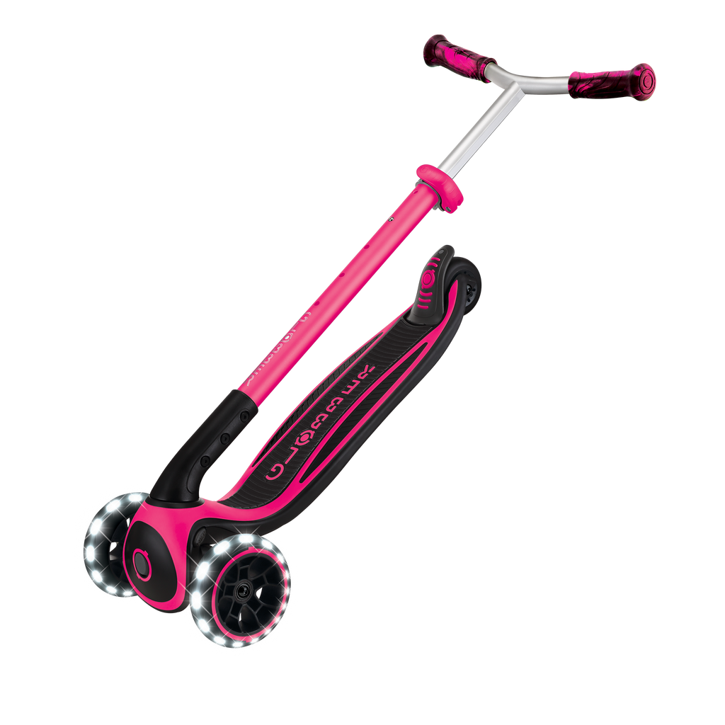 Scooter Globber ACE Lights para Niños y Adultos Fuchsia