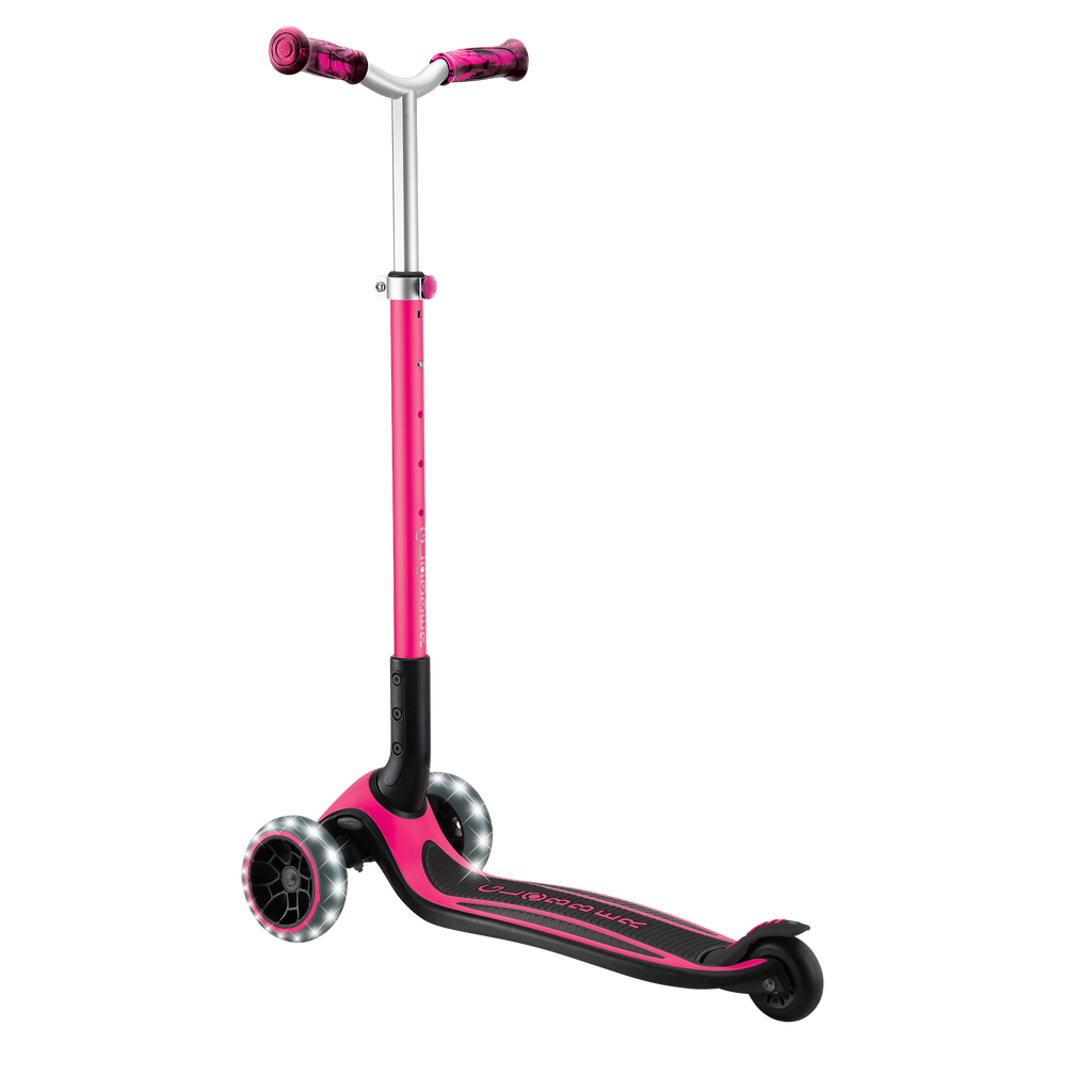 Scooter Globber ACE Lights para Niños y Adultos Fuchsia
