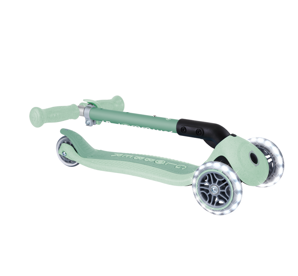 Scooter Infantil 3 Ruedas Globber Ecológico Plegable con Luces Pistachio