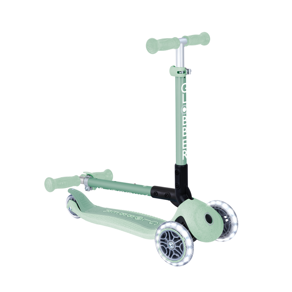 Scooter Infantil 3 Ruedas Globber Ecológico Plegable con Luces Pistachio