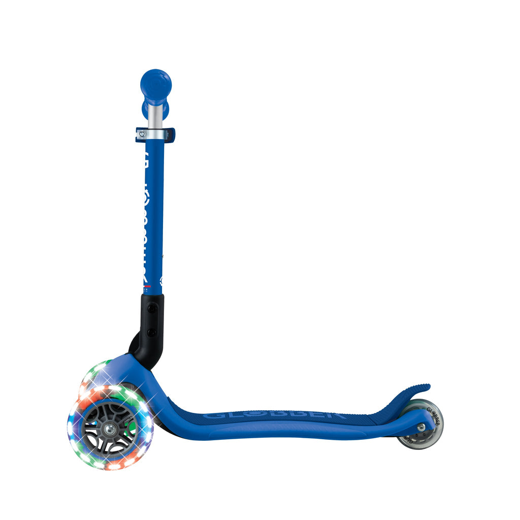 Scooter Infantil 3 Ruedas Globber Lights Plegable Navy Blue (vista de detalle 6)