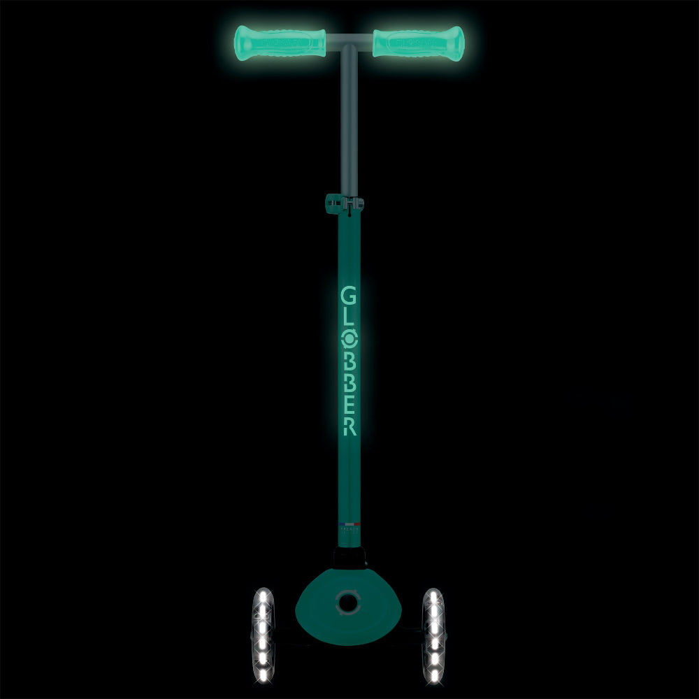 Scooter Infantil Globber Primo Plus con Luces LED y Glow