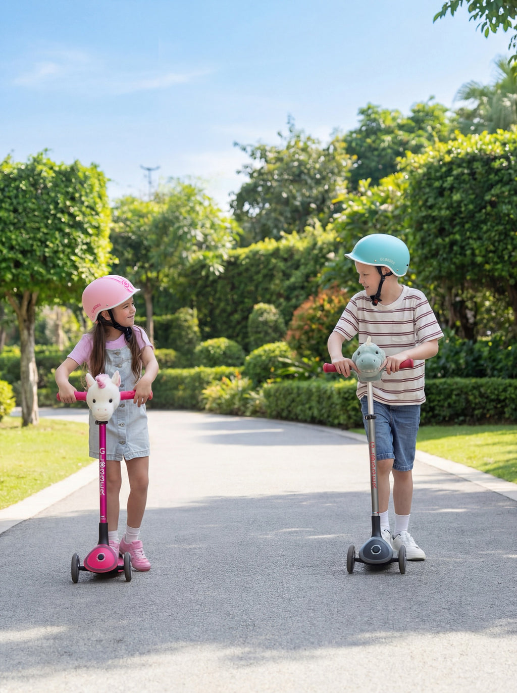 Scooter Infantil Maxi Lights con Luces LED Black en uso